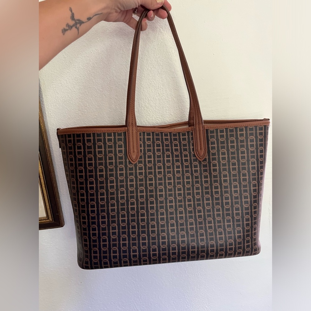 Fossil Williamson Brown and Black Geometric Chain Tote